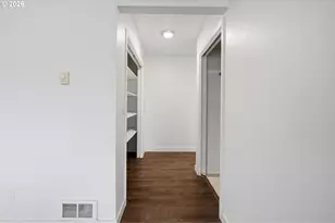 732 N College St, Newberg, OR 97132 - Photo 13