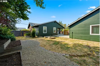 732 N College St, Newberg, OR 97132 - Photo 37