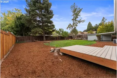 20624 SW Rosa Dr, Beaverton, OR 97078 - Photo 31