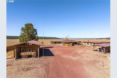 300 49 Rd Silverlake Hwy, Chiloquin, OR 97624 - Photo 25