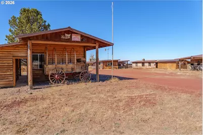 300 49 Rd Silverlake Hwy, Chiloquin, OR 97624 - Photo 27