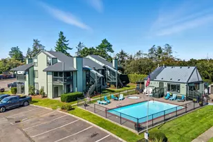 344 NE Skipanon Dr, Warrenton, OR 97146 - Photo 21