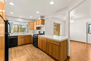 4759 Melody Ln, Roseburg, OR 97471 - Photo 15