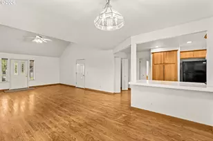 4759 Melody Ln, Roseburg, OR 97471 - Photo 13