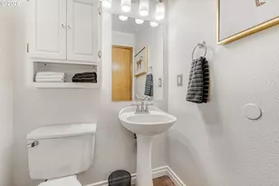 15975 SE Mary Ann Ln, Milwaukie, OR 97267 - Photo 15