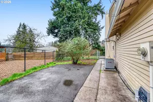 15975 SE Mary Ann Ln, Milwaukie, OR 97267 - Photo 29