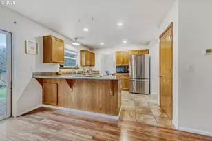 15975 SE Mary Ann Ln, Milwaukie, OR 97267 - Photo 11