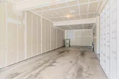 806 NW 118th Ave #103, Portland, OR 97229 - Photo 33