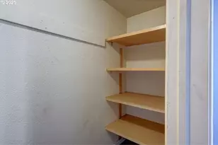 870 S Holladay Dr, Seaside, OR 97138 - Photo 11