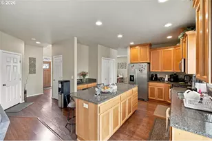 2747 Conner St NW, Salem, OR 97304 - Photo 9