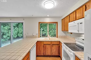 10220 SW Pastern Pl, Beaverton, OR 97008 - Photo 17