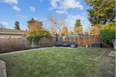 9941 N Willamette Blvd, Portland, OR 97203 - Photo 5