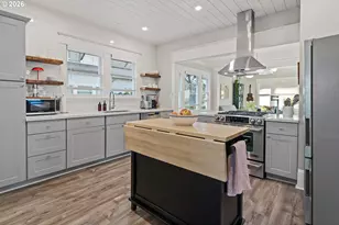 9941 N Willamette Blvd, Portland, OR 97203 - Photo 27