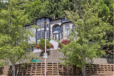 9750 SE Westview Ct, Happy Valley, OR 97086 - Photo 3