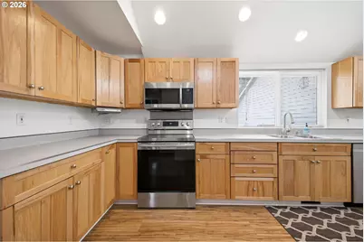 10208 NE 212th Ave, Vancouver, WA 98682 - Photo 3