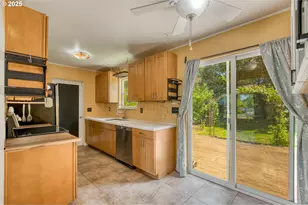4316 SE 174th Ave, Portland, OR 97236 - Photo 9