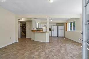 9540 SW Terwilliger Blvd, Portland, OR 97219 - Photo 9