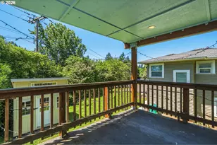 9540 SW Terwilliger Blvd, Portland, OR 97219 - Photo 37