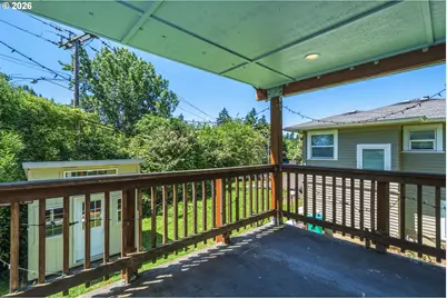 9540 SW Terwilliger Blvd, Portland, OR 97219 - Photo 37