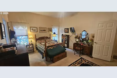 1525 Braunda Dr, Roseburg, OR 97470 - Photo 15