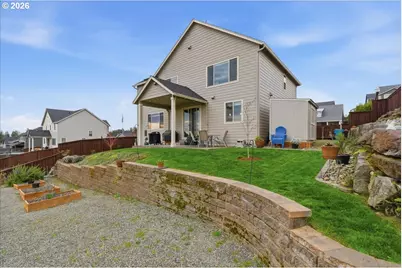 2300 E 6th St, La Center, WA 98629 - Photo 35