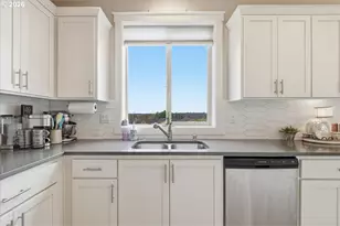 2300 E 6th St, La Center, WA 98629 - Photo 17