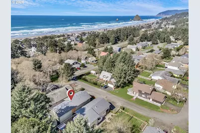 347 Deer Pl, Cannon Beach, OR 97110 - Photo 3