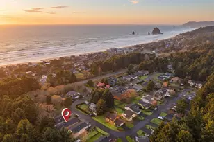 347 Deer Pl, Cannon Beach, OR 97110 - Photo 47