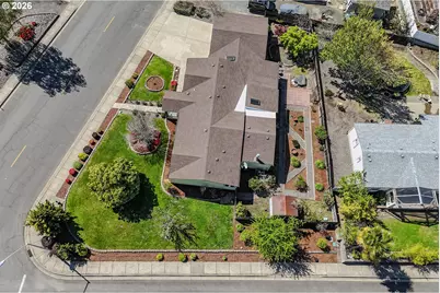 210 NW Timothy Ave, Winston, OR 97496 - Photo 41