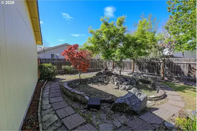 210 NW Timothy Ave, Winston, OR 97496 - Photo 33