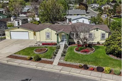 210 NW Timothy Ave, Winston, OR 97496 - Photo 1