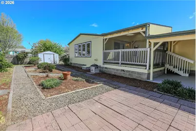 210 NW Timothy Ave, Winston, OR 97496 - Photo 35