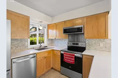 1924 NW 143rd Ave, Portland, OR 97229 - Photo 13