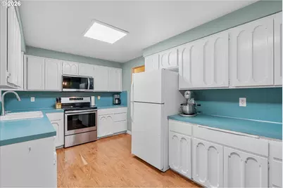 16067 S Maplelane Rd, Oregon City, OR 97045 - Photo 13