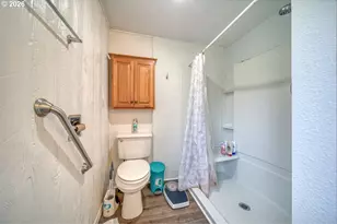 63503 Third Rd, Coos Bay, OR 97420 - Photo 23