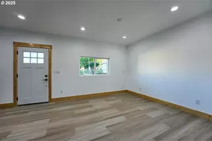 302 E Park St, Enterprise, OR 97828 - Photo 5