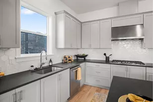 11728 SW Hayrick Ter, Beaverton, OR 97007 - Photo 9