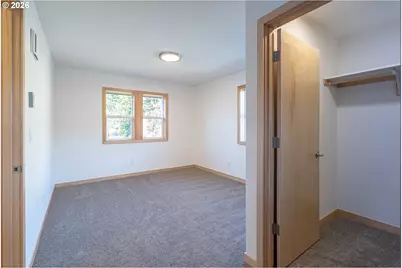 51680 Rose St, Blue River, OR 97413 - Photo 15