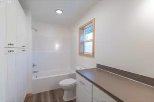 51680 Rose St, Blue River, OR 97413 - Photo 9