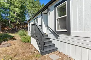 10400 SE Cook Ct, Milwaukie, OR 97222 - Photo 29