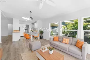 10400 SE Cook Ct, Milwaukie, OR 97222 - Photo 5