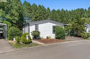 10400 SE Cook Ct, Milwaukie, OR 97222 - Photo 1