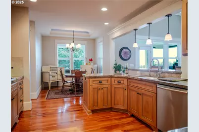 360 Hilltop Dr, Seaside, OR 97138 - Photo 19