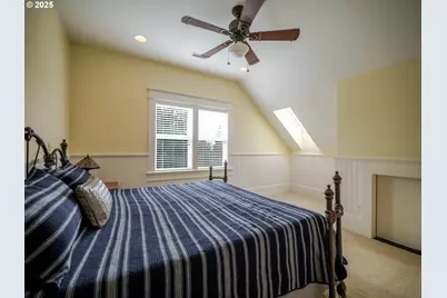360 Hilltop Dr, Seaside, OR 97138 - Photo 29