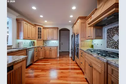 360 Hilltop Dr, Seaside, OR 97138 - Photo 19