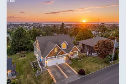 360 Hilltop Dr, Seaside, OR 97138 - Photo 1