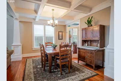 360 Hilltop Dr, Seaside, OR 97138 - Photo 9