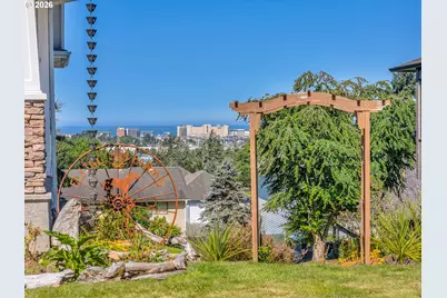 360 Hilltop Dr, Seaside, OR 97138 - Photo 45