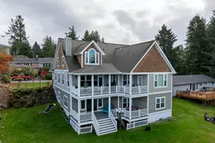 360 Hilltop Dr, Seaside, OR 97138 - Photo 5