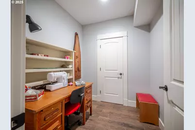 360 Hilltop Dr, Seaside, OR 97138 - Photo 35